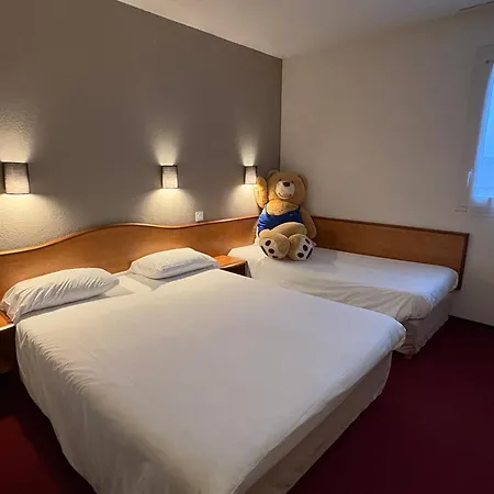Hotel Brit Confort Villeneuve Sur Lot 3*
