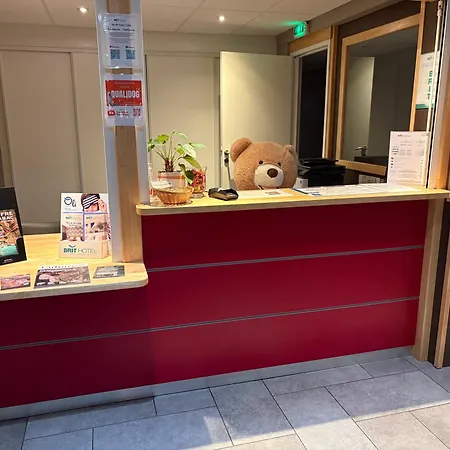 Brit Confort Villeneuve Sur Lot Hotel