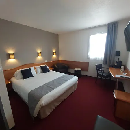 Brit Confort Villeneuve Sur Lot Hotel 3*