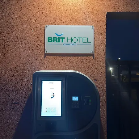 Brit Confort Villeneuve Sur Lot Hotel 3*