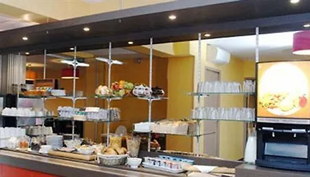 Hotel Brit Confort Villeneuve Sur Lot